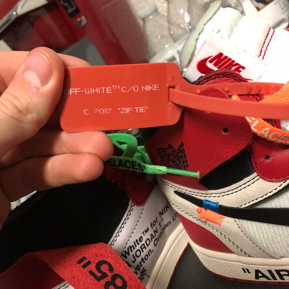 Jordan retro 1 off white - Picture 7 of 8